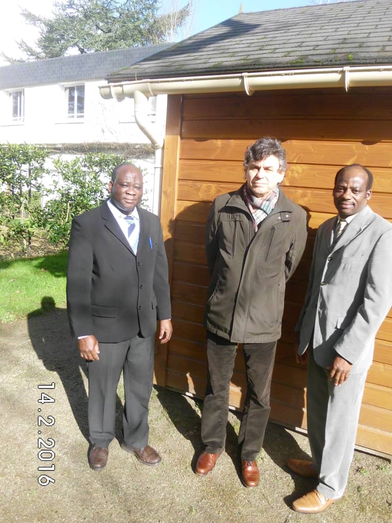 (De gauche à droite) Emmanuel Bamogo, Hans Hoddenbagh et Nicolas Mena